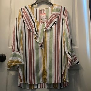 Women’s First Love blouse size LG